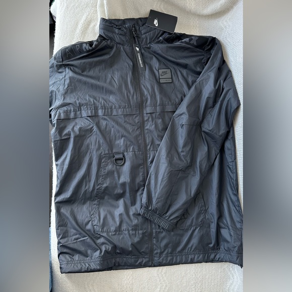 Nike Men’s jacket - Picture 8 of 13